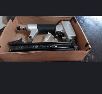 Пистолет скобозабивной