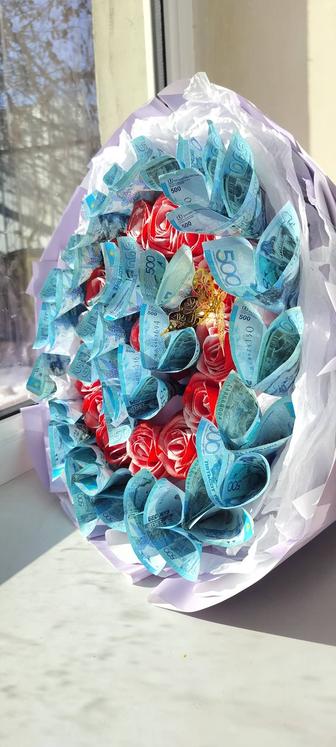 Букет из денег