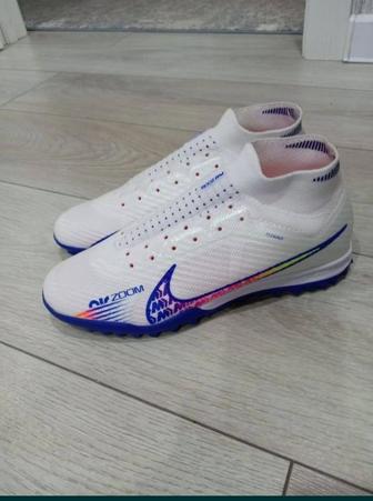 Продам сороконожки air zoom