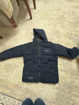 Продам новую куртку