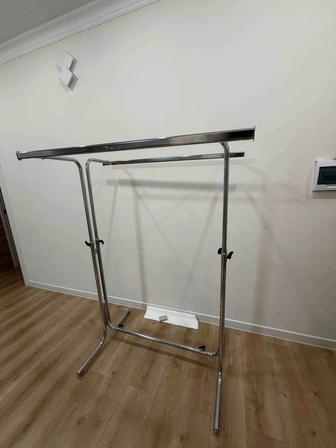 Напольная вешалка стойка