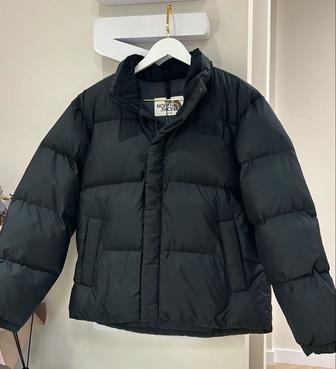 Продается новая куртка The North Face.