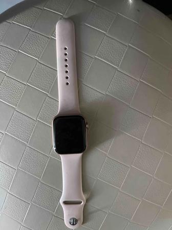 Продам apple watch  44mm розовый