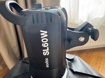 Постоянный свет Godox SL-60W Осветитель