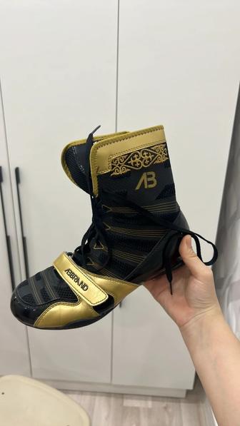 Боксерка буу почти новый