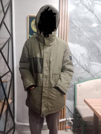 Зимняя куртка размер подходит на 42 44