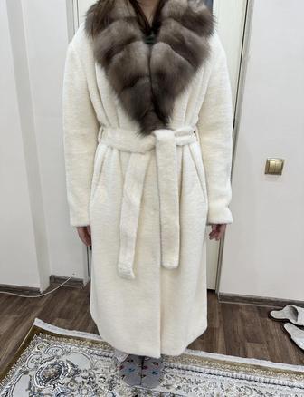 Продам стильную женскую шубу