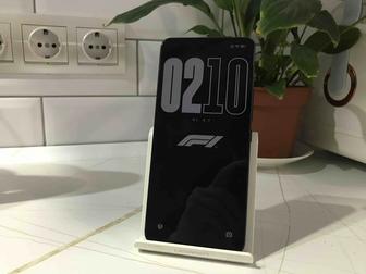 Продам смартфон XIAOMI 12 LITE