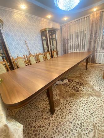 Стол для гостиной