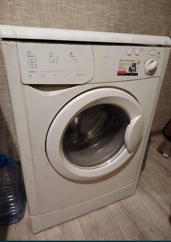 Продам стиральную машину б/у