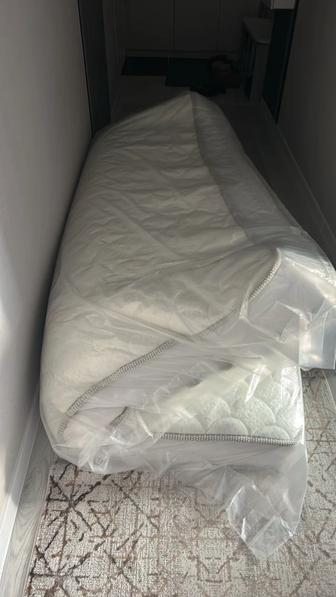 Матрас отдам бесплатно