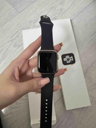 Продам Apple Watch  40 mm,аккумулятор 100%,оригинал !