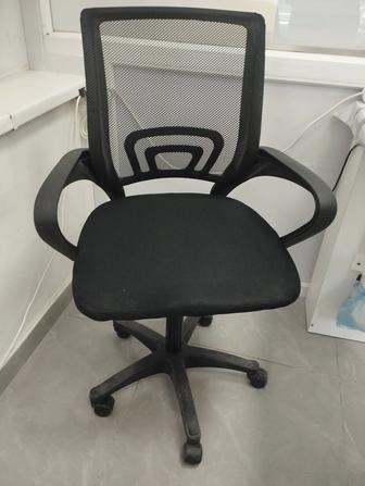 Срочно продам стул компьютерный