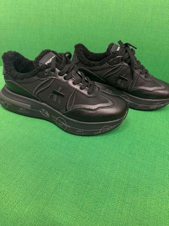 Продам зимние кроссовки оригинал Premiata