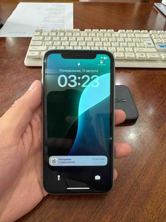 iPhone 11