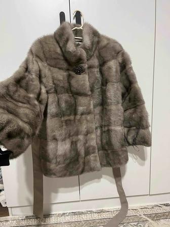 Продам Норковую шубу