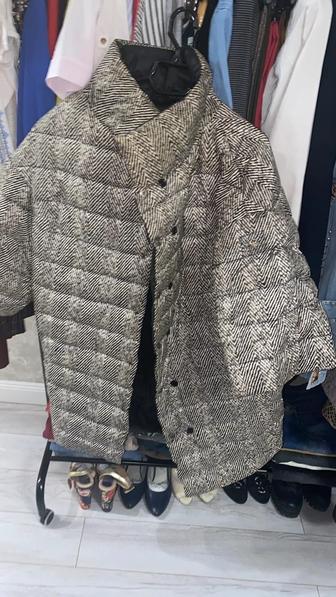 Пуховик с натуральным пухом гааги