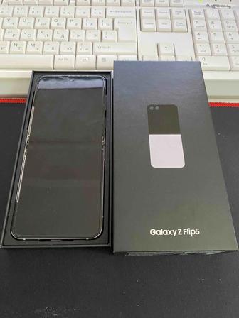 Samsung Z Flip 5