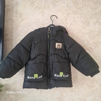 Продам куртку мальчиков