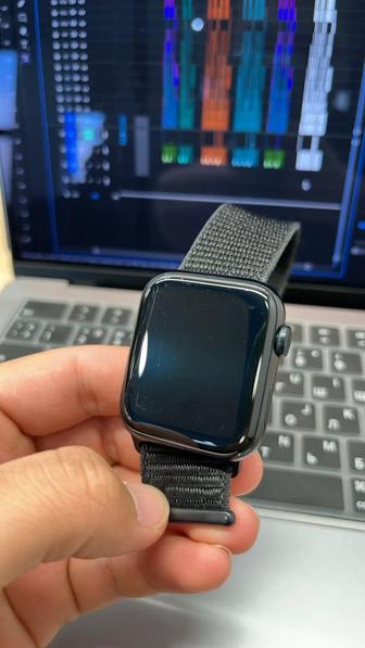Продам Apple Watch