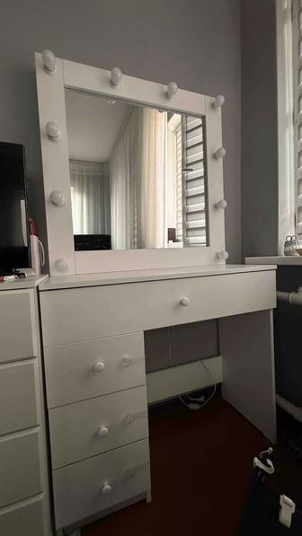Туалетный столик, 90х40х170 см, б/у, Алматы