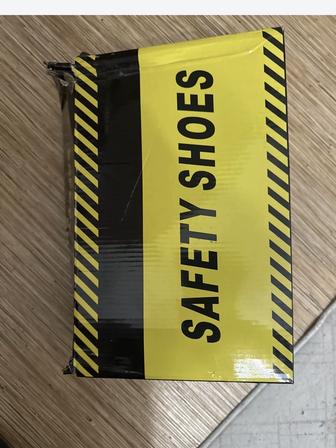 Продам спецобувь новый размер 41