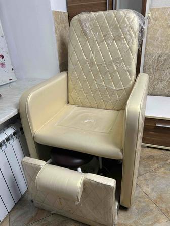 Продам педикюрное кресло
