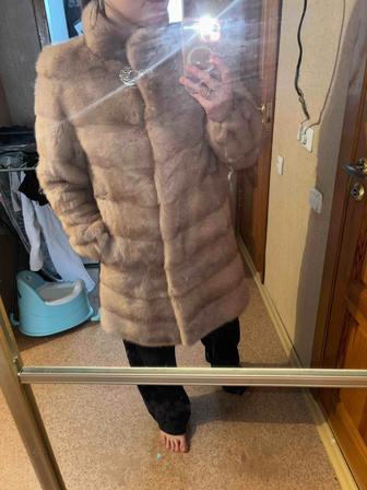 Продам шубу норковую