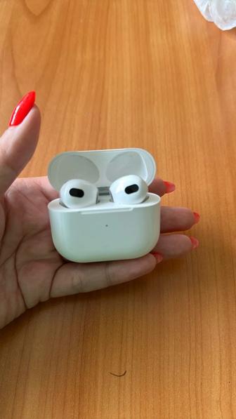 Наушники Apple AirPods 3 белый