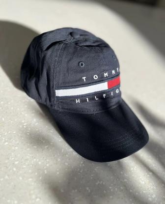 Продам кепку от Tommy