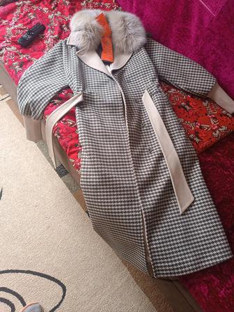 Продаю пальто