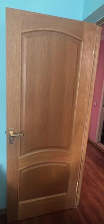 Отдам даром двери из шпона