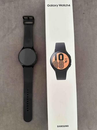 Samsung Galaxy Watch 4 (black)