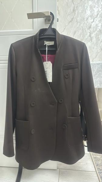 Жакет с брюками