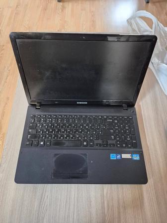 Продам ноутбук Samsung б/у