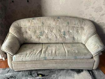 Продам диван и два кресла