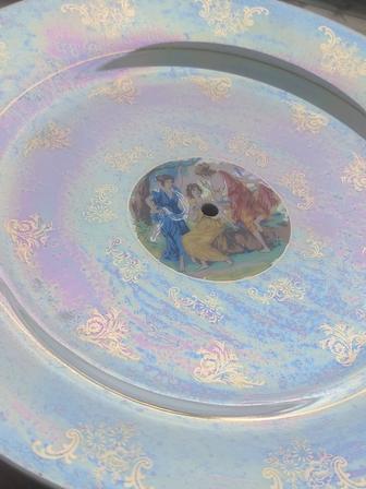 Винтажные,фарфоровые 3-ярусные этажерки, Чехия, Мадонна, пара.