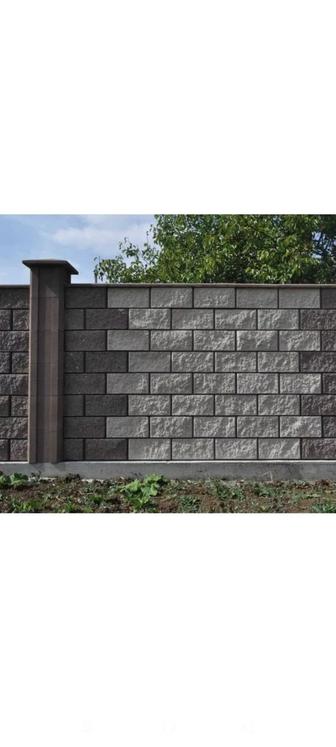 Стройка, кладка кирпичи, сплитерный блок, забор фундамент, рванный кирп,