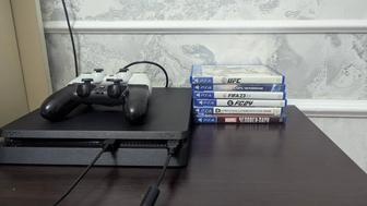 Продам игровую приставку PS 4