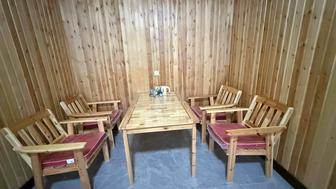 Стол и кресла для отдыха и бани