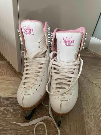 Продам коньки детские