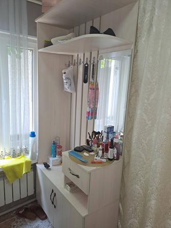 Шкаф для прихожей