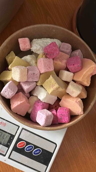 Сублимированый мароженый и клубника