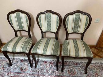 Продам итальянские стулья