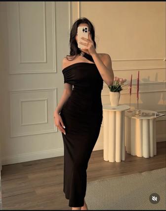 Продам черное платье