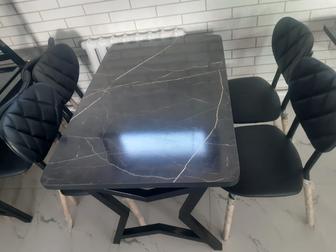 Продам столы со стульями в комплекте