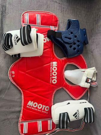 Продам экипировку таэквондо