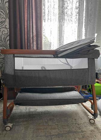 Манеж-кроватка