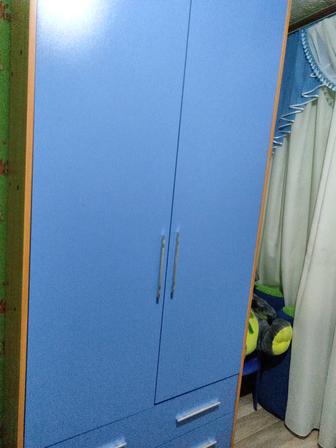 Продам шкаф двухстворчатый