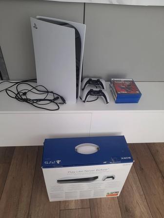 Продам Sony Playstation 5. Почти новый,с дисками